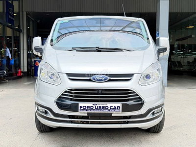 Ford Tourneo Titanium 2019 Bạc
