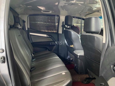 Chevrolet Colorado 2.5 Hai cầu 100000 km