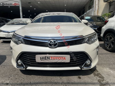 Xe Toyota Camry 2.0E 2018