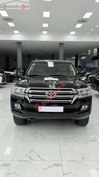 Xe Toyota Land Cruiser VX 4.6 V8 2016