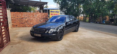 Mercedes-Benz E240 2002 Đen