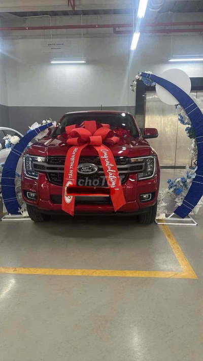 Ford Ranger XLS 4x2 AT 2025 Đỏ 11000km