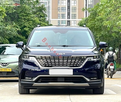 Xe Kia Carnival Signature 2.2D 2022