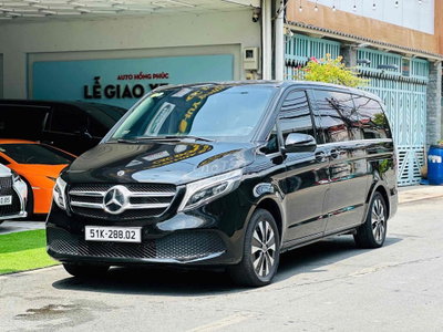 Mercedes-Benz V250 Maybach model 2022