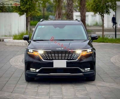 Xe Kia Carnival Signature 2.2D 2023