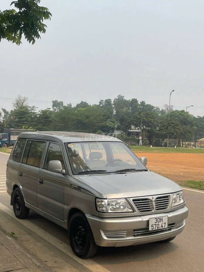 Mitsubishi Jolie 8 chỗ Bạc