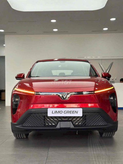 Limo Green Full Option Mới Tinh – Ưu Đãi Khủng
