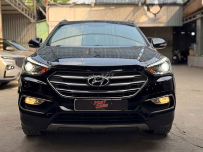 Hyundai Santafe 2018 4WD Premium 2.4L,màu đen,8v5