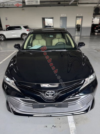Xe Toyota Camry 2.0G 2020