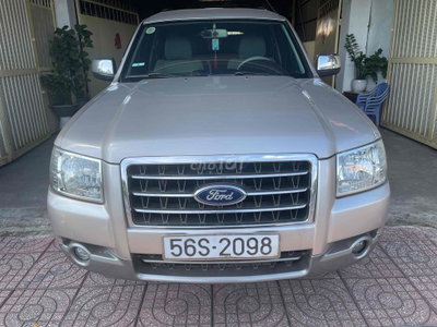 Ford Everest Vàng cát