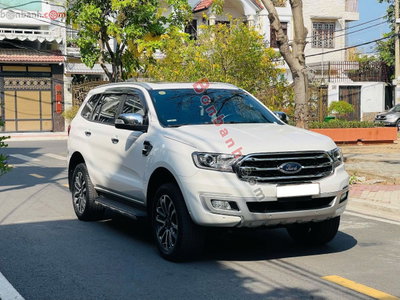 Xe Ford Everest Titanium 2.0L 4x4 AT 2018