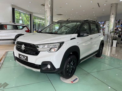 Suzuki XL7 Hybrid 2026 Trắng - Nóc đen