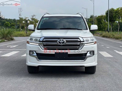 Xe Toyota Land Cruiser 4.6 V8 2020