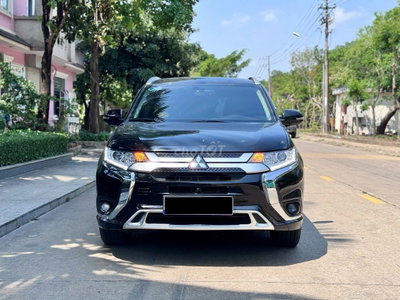 Mitsubishi Outlander 2023 2.0 CVT Đen