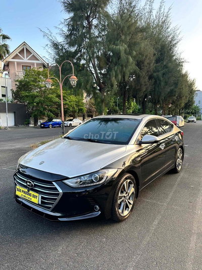 Hyundai Elantra 2019 2.0 AT 82000 km