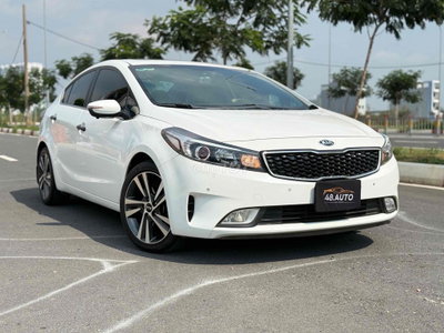 Kia Cerato 2017 2.0G AT 90000 km full hãng