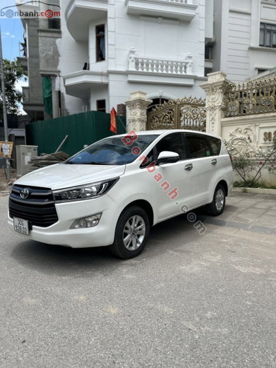 Xe Toyota Innova G 2019