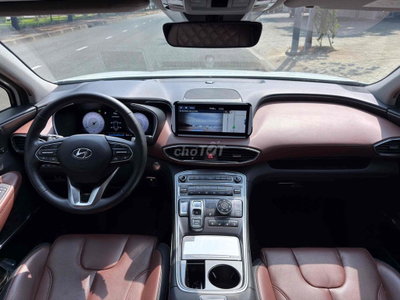 Hyundai Santafe 2.2D 2022 chỉ mới 37000