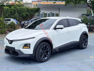 Xe VinFast VF6 Plus 2026