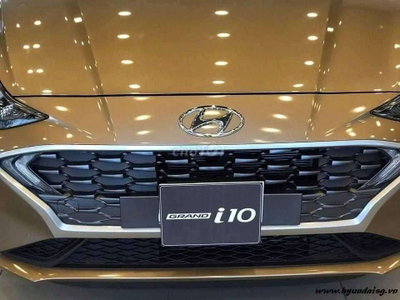 Hyundai I10 Sedan AT
