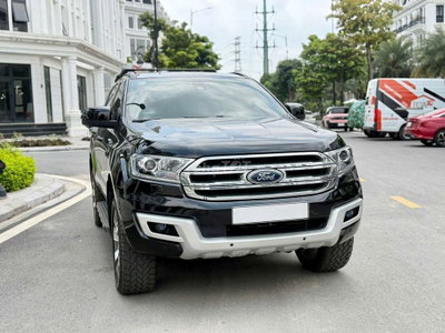 Ford Everest 2016 3.2 Đen 16 vạn km