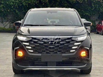 Hyundai Custin 2026 Đặc biệt Đen
