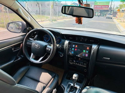 Toyota Fortuner 7 chỗ Trắng