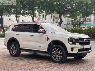 Xe Ford Everest Titanium Plus 2.0L 4x4 AT 2024