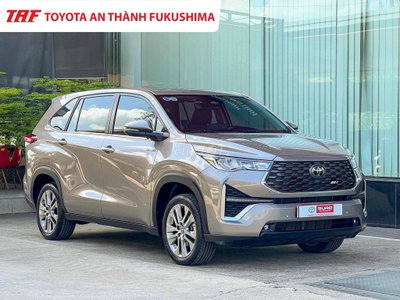 Bán INNOVA CROSS HYBRID 2023 LƯỚT 29.000KM