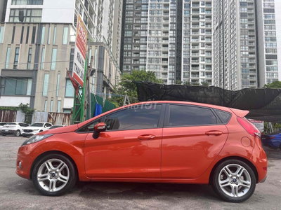 Ford Fiesta 2011 Bản cao cấp Cam