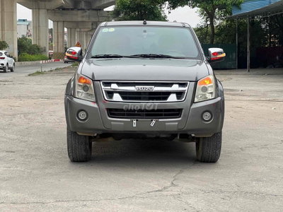 Isuzu D-Max 2011 Xám