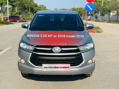 Toyota Innova 2018 2.0E MT Bạc