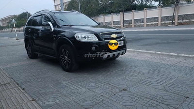 Chevrolet Captiva Đen