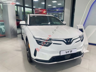 Xe VinFast VF8 Plus AWD 2026