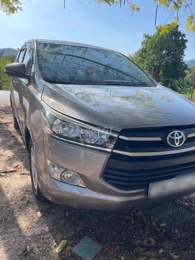 Toyota Innova 2017 2.0E - 253730 km