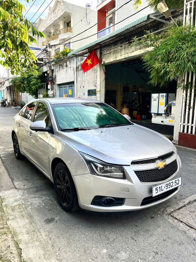 Chevrolet Cruze 1.8 bản Full Tự động