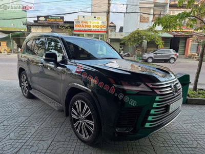 Xe Lexus LX 600 Urban 2025