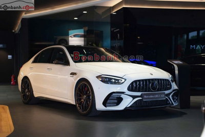 Xe Mercedes Benz C class C63 S E Performance AMG 4Matic 2024