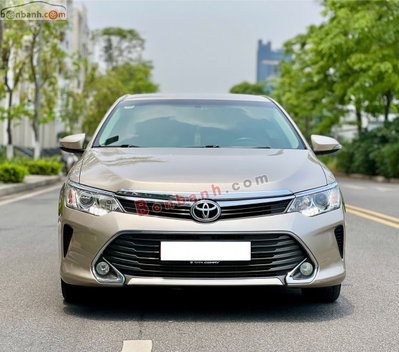 Xe Toyota Camry 2.0E 2015