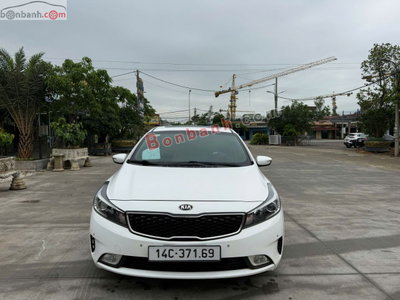 Xe Kia Cerato 1.6 AT 2018