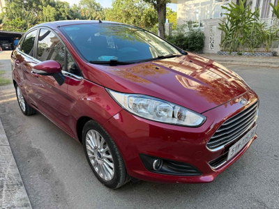 Ford Fiesta titanium 2015