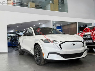 Xe Ford Mustang Mach-E Premium AWD 2025