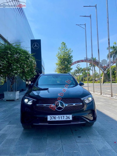 Xe Mercedes Benz GLC 300 4Matic 2024