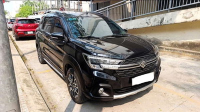 Suzuki XL7 2020 màu Đen