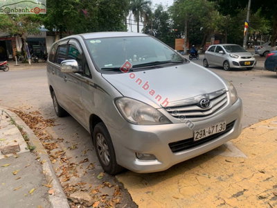 Xe Toyota Innova G 2011