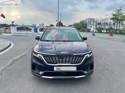 Xe Kia Carnival Signature 2.2D 2022