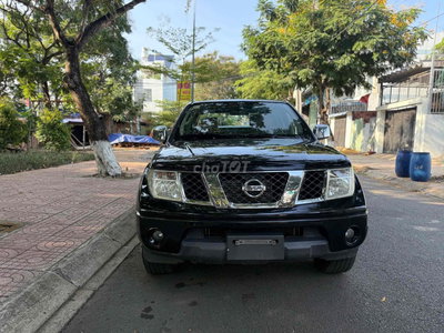 Nissan Navara 2012 Số sàn Đen
