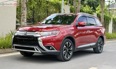 Xe Mitsubishi Outlander 2.0 CVT Premium 2020