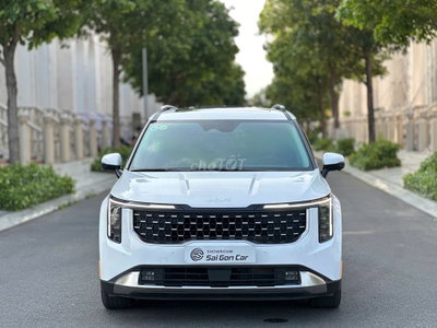 KIA Carnival Signature 2024 Trắng chuẩn 27.000km