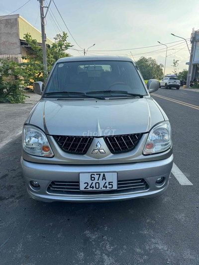 Mitsubishi Jolie 2004 Bạc Số sàn